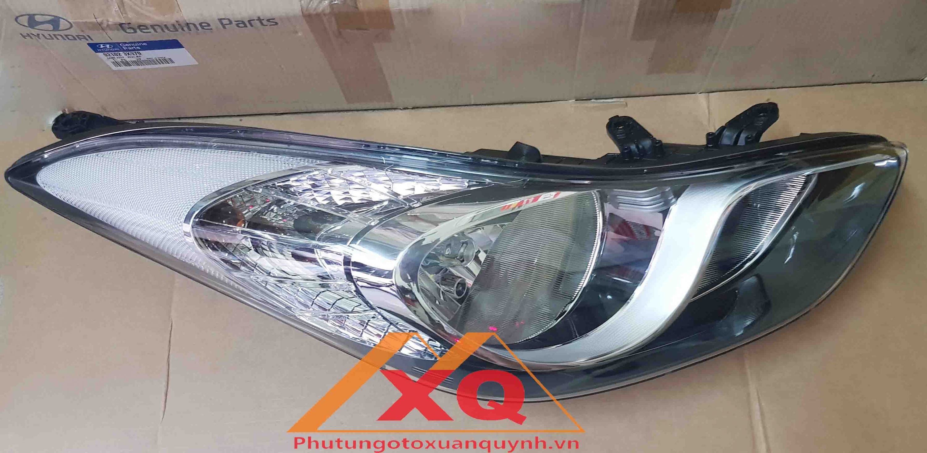 Đèn pha Hyundai Accent chính hãng mã hàng 921011R030, 921021R030, 921011R040, 921021R040