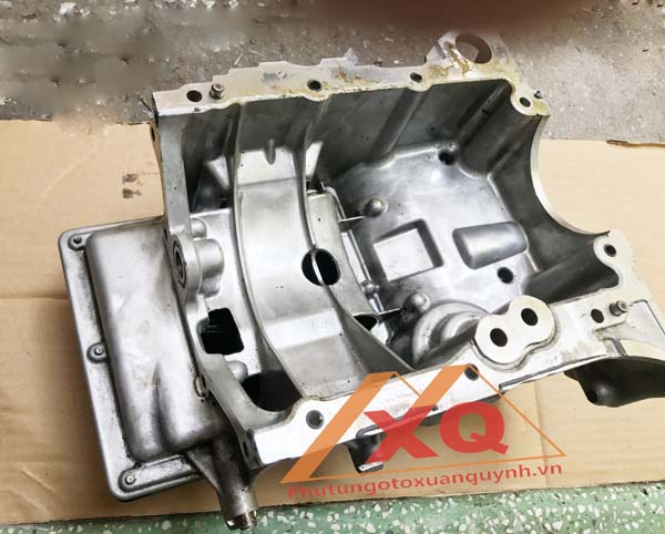 Thớt máy dưới, lốc máy dưới Grand i10, Morning ... Mã sản phẩm 2110004M02; 2110003700*.